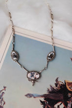 Load image into Gallery viewer, White Buffalo Longhorn Necklace