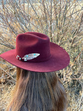 Load image into Gallery viewer, Hat Feather