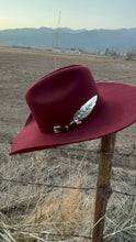 Load image into Gallery viewer, Hat Feather