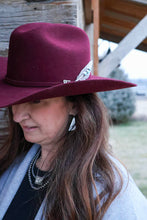 Load image into Gallery viewer, Lainey Floral Earrings
